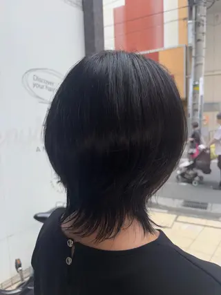 ミディアム カラー 森元 優衣のヘアスタイル