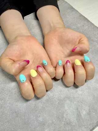 ネイル Yu-a 🌻 ルカのネイルデザイン