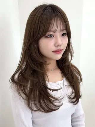 ロング ヘアアレンジ 柳堀 日菜のマツエク・マツパデザイン