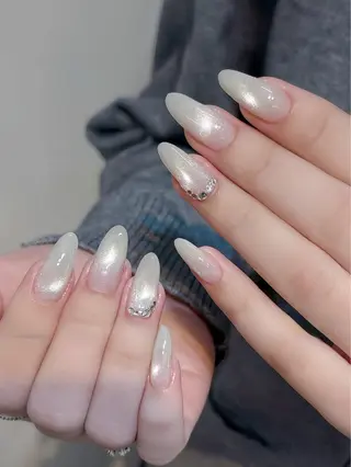ネイル Yuii 🌟 Noera Nailのネイルデザイン