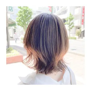 ショート カラー 小森谷 亮太のヘアスタイル