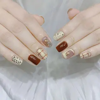 ネイル Hina ネイルサロンのネイルデザイン