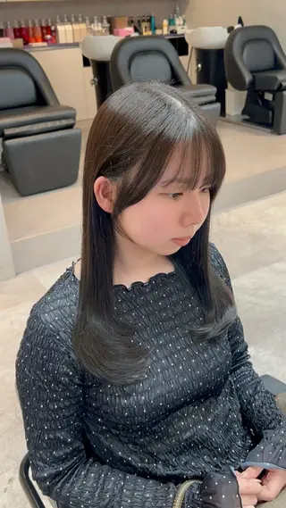 セミロング 縮毛矯正♡透明感 カラー髙田海斗のヘアスタイル
