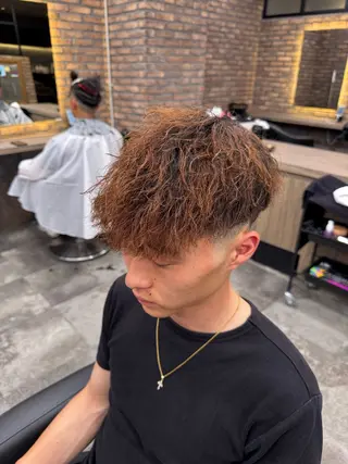 パーマ メンズ ツイスパ/シャドウ MANARUのヘアスタイル