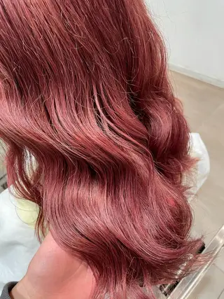 ロング 前田 菜奈子のヘアスタイル