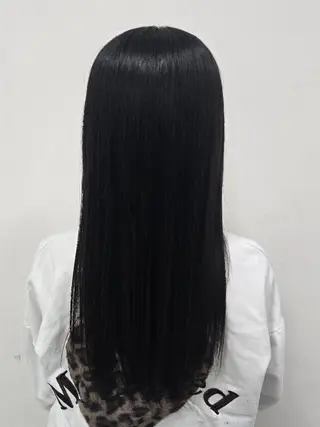 ロング 芝山 穂花のヘアスタイル