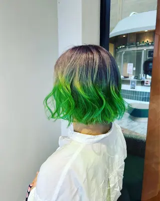 ショート カラー 🌈日比野 哲二のヘアスタイル