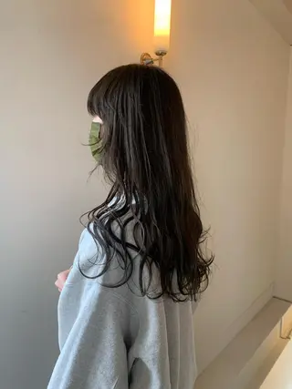 セミロング 本間 結衣のヘアスタイル