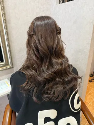 ロング カラー 星田 美海のヘアスタイル