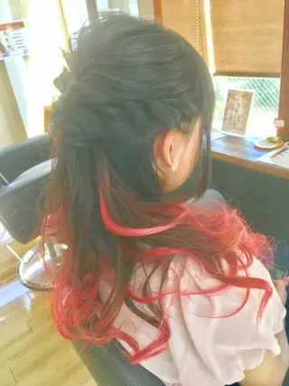 ロング カラー ヘアアレンジ パピヨンロゼ 髪質改善/酸性のヘアスタイル