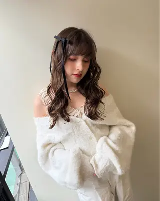 セミロング 久富 紗弓のヘアスタイル