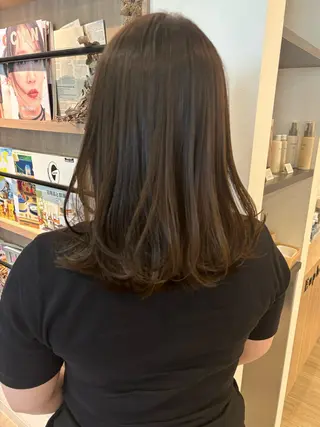ミディアム モテ髪🫧赤み消し カラー表参道きょうこのヘアスタイル