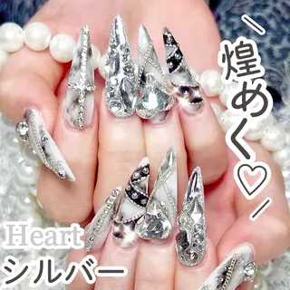 ネイル a.mika ☁️のネイルデザイン