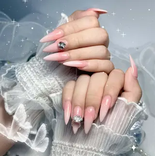 ネイル Mika Nailsのネイルデザイン