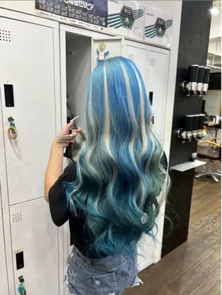 ロング カラー ✨️ヘアサロン ユートピア✨️のヘアスタイル