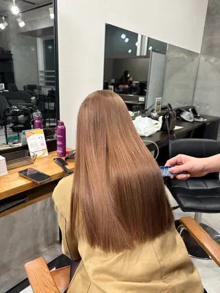 セミロング カラー 海外風パーマ カラー特化園田　楓莉のヘアスタイル