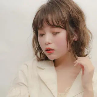 ショート カラー レイヤー/大人ボブ| ワタナベ リョウカのヘアスタイル