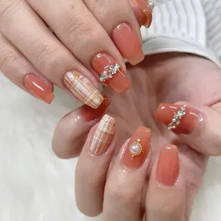 ネイル 昭和町ネイル 𝘯𝘢𝘮𝘪のネイルデザイン