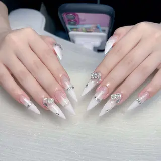 ネイル Chiee Bling.Nailのネイルデザイン