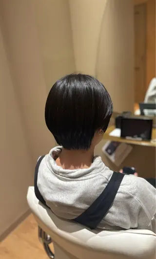 ショート 中島愛佳🐥⸒⸒ 縮毛矯正/艶髪カラーのヘアスタイル