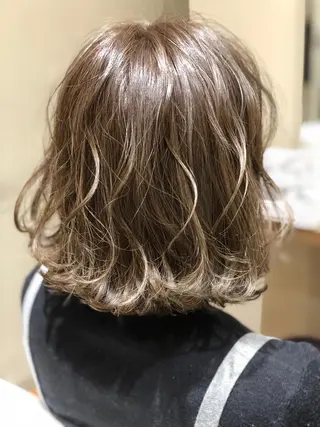 ショート カラー 内藤 裕真 k-twoのヘアスタイル