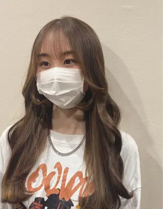ロング カラー KAREN🕊️ 大宮美容室のヘアスタイル