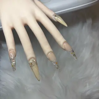ネイル fleulilas 17時以降のみ予約可のネイルデザイン