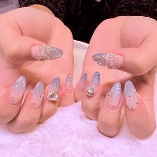 ネイル nail salon e'mu💐のネイルデザイン