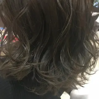 セミロング カラー Oopsレイヤー 加藤澄都のヘアスタイル