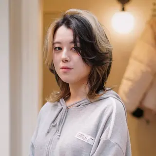 ミディアム カラー 今出 りょうやのヘアスタイル