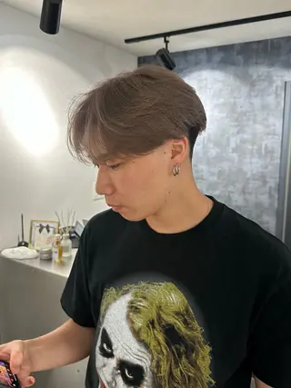 ミディアム カラー メンズ 💈ニュアンスパーマ センターパート💈のヘアスタイル