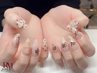 ネイル YURI Chanのネイルデザイン