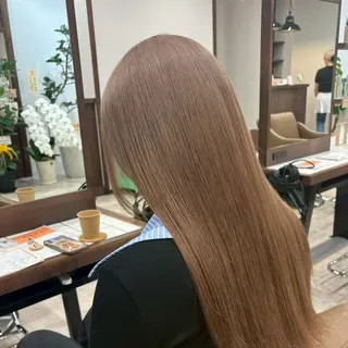 セミロング 透けるミルクティー ☕赤味ゼロ★はる吉のヘアスタイル