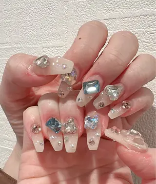 ネイル D-BEAUTY Nailsalonのネイルデザイン