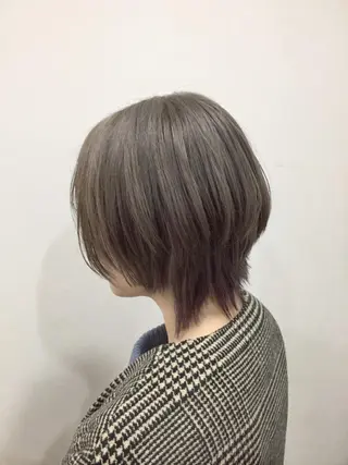 ショート 脱白髪染め美容師 竹内涼乃のヘアスタイル