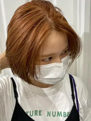 ショート カラー ヘアアレンジ kai .のヘアスタイル