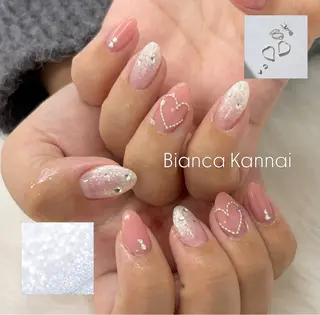 ネイル Bianca関内 USUI🐢のネイルデザイン