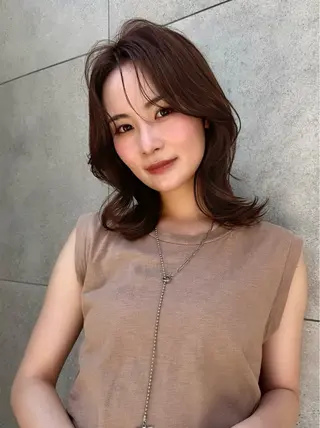 ミディアム カラー 透明感カラー🤎 中川智帆のヘアスタイル