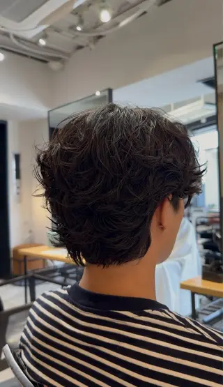 パーマ メンズ 大阪茶屋町 メンズカット関田拳のヘアスタイル
