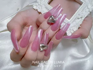 ネイル ネイルサロン ルミア Lumia 店長施術のネイルデザイン