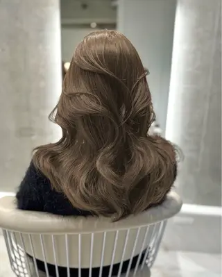 セミロング カラー ✨上品レディーなヘア スタイルへ✨髙木諒也のヘアスタイル