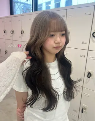 ロング レイヤー/ダブルカラ ー🎀Sayakaのヘアスタイル