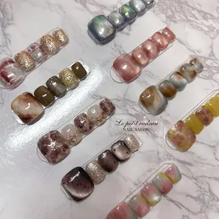 ネイル 𝑝𝑒𝑡𝑖𝑡 𝐾𝑎𝑛𝑛𝑎のネイルデザイン