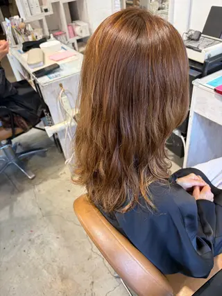 カラー 菅野 由莉菜のヘアスタイル