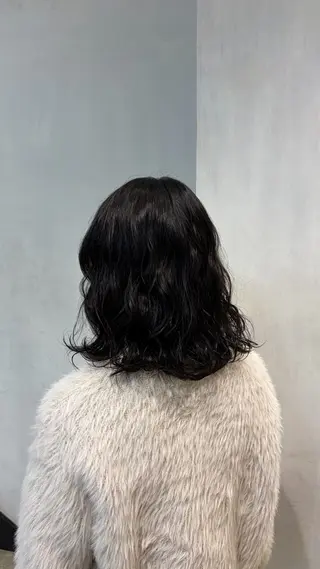 ミディアム パーマ 久永 香奈子のヘアスタイル