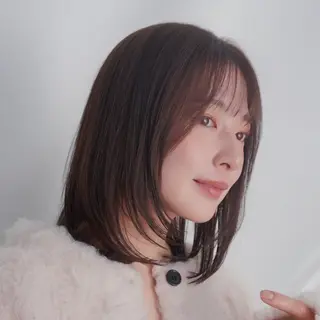 ミディアム カラー 似合わせカット× 顔周りカットるな🌛のヘアスタイル