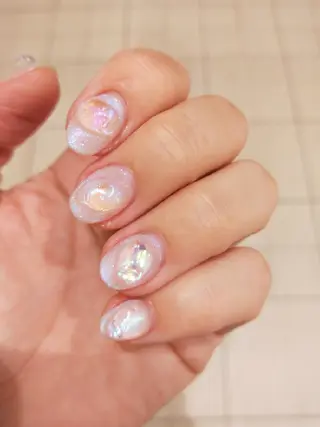 ネイル はばすみれ🎀ﾈｲﾙ 光ﾌｪｲｼｬﾙ ﾍｱのネイルデザイン