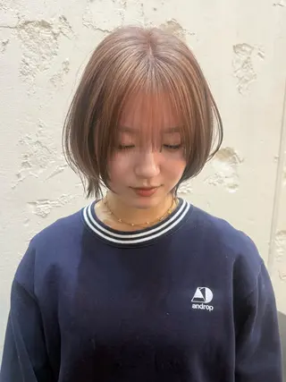 ショート カラー ハイトーン🦢 Natsumiのヘアスタイル