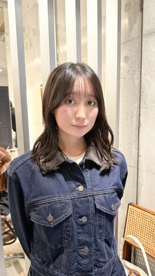 ミディアム カラー はら しおりのヘアスタイル