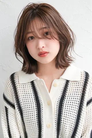 ミディアム カラー Rico OFFICIALのヘアスタイル
